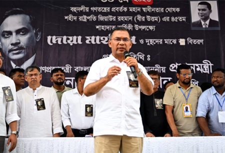 অসহায় মানুষের পাশে দাঁড়ান : দলীয় নেতাকর্মীদের প্রধানমন্ত্রী