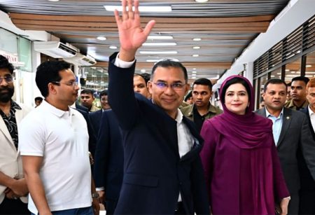 মালয়েশিয়ার পথে প্রধানমন্ত্রী, সফরসঙ্গী কারা?