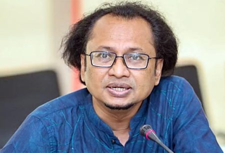 শেখ হাসিনার বক্তব্য প্রচারে আদালতের নিষেধাজ্ঞা মানছে না কিছু গণমাধ্যম : তথ্য উপদেষ্টা
