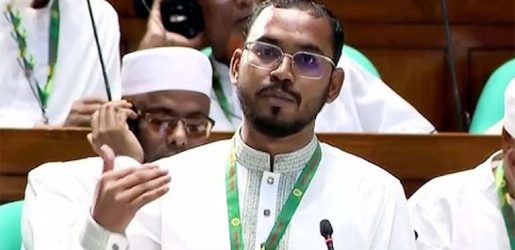 এমপি হান্নান মাসউদের জন্য ফেরি ছাড়তে ২ ঘণ্টা বিলম্ব, যাত্রীদের ক্ষোভ