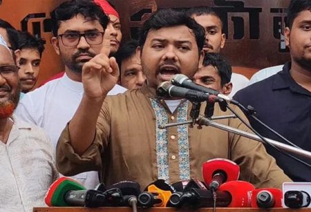 শেখ হাসিনাকে দিল্লির অন্ধকার প্রকোষ্ঠেই মৃত্যুবরণ করতে হবে : সারোয়ার তুষার
