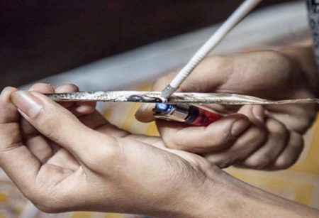 বাংলাদেশে ইয়াবা আসক্তির মহামারি