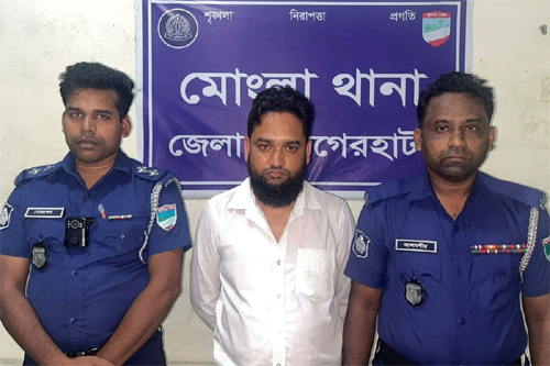 প্রতিমন্ত্রীর নাম ব্যবহার করে তদবির বাণিজ্যের অভিযোগে গ্রেপ্তার ১