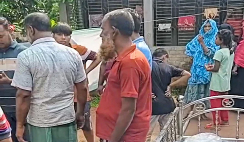 কাপাসিয়ায় অটোরিকশা চালক খুন, ছেলের মৃত্যুর খবর শুনে মায়েরও মৃত্যু