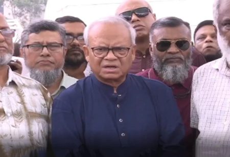 সরকারকে ব্যর্থ করতে দেশের বিরুদ্ধে একটি দল ষড়যন্ত্র করছে: রিজভী