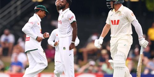 টাইগার পেসারদের তোপে ১৭৬ রানেই ৮ উইকেট হারিয়ে বিপাকে অস্ট্রেলিয়া