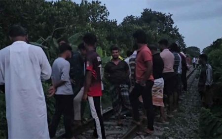 গাজীপুরে ট্রেনে কাটা পড়ে স্বামী-স্ত্রীর মৃত্যু, আত্মহত্যার দাবি স্বজনদের