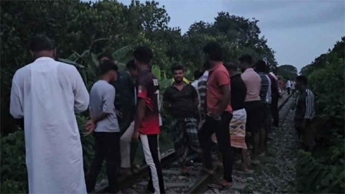 গাজীপুরে ট্রেনে কাটা পড়ে স্বামী-স্ত্রীর মৃত্যু, আত্মহত্যার দাবি স্বজনদের