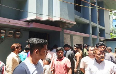 সিলেটে এক বাসা থেকে স্বামী-স্ত্রী ও গৃহপরিচারিকার মরদেহ উদ্ধার