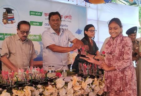 আজকের শিক্ষার্থীরাই আগামীতে দেশের নেতৃত্ব দেবে: মনজুর এলাহী