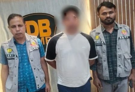 ওমানে পালানোর পথে বড় সাজ্জাদের ফুফাতো ভাই আটক