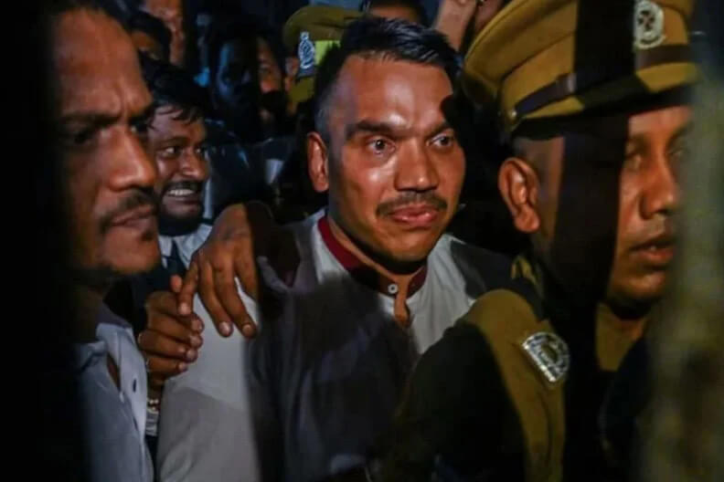 এয়ারবাস চুক্তিতে ৮ লাখ ডলার ঘুষের অভিযোগ, শ্রীলঙ্কার সাবেক প্রেসিডেন্টের ছেলে গ্রেফতার