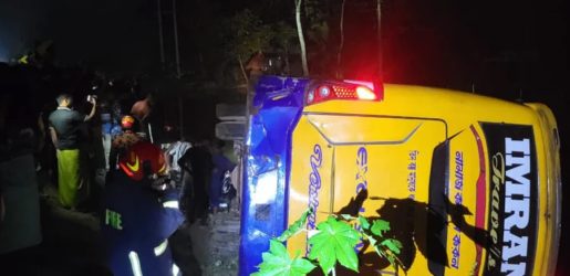 পটুয়াখালীতে বাস-অটোরিকশার মুখোমুখি সংঘর্ষ, নিহত ৪