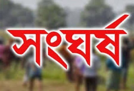 বরযাত্রীর গাড়ি আটকিয়ে মিষ্টির টাকা দাবি, সংঘর্ষে আহত ৫০