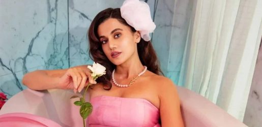 সিনেমা থেকে বাদ পড়ার ‘অদ্ভুত কারণ’ জানালেন তাপসী