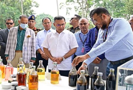 বর্জ্য থেকে জ্বালানি তেল উৎপাদনে সহযোগিতা দেবে সরকার: প্রধানমন্ত্রী