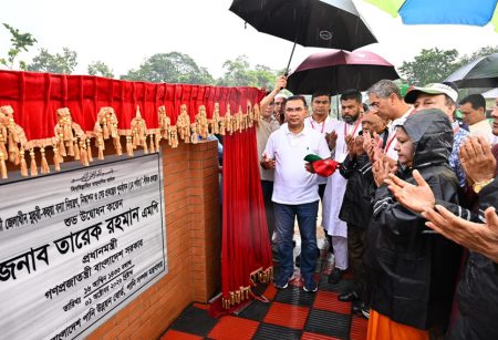 ফেনীতে ‘মহুরী-কহুয়া’ সেচ প্রকল্পের উদ্বোধন করলেন প্রধানমন্ত্রী তারেক রহমান