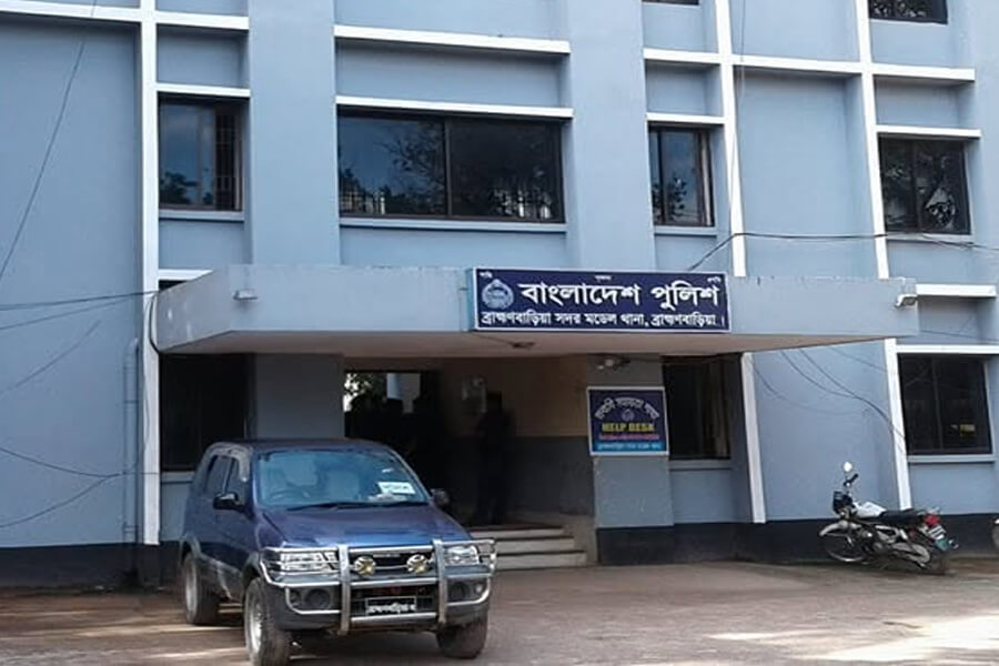 ব্রাহ্মণবাড়িয়ায় কিশোর গ্যাংবিরোধী অভিযানে আটক ৪২, মুচলেকায় পরিবারের জিম্মায়