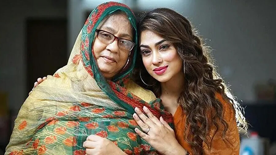 চিত্রনায়িকা সাদিকা পারভীন পপির মা মরিয়ম বেগমের ইন্তেকাল